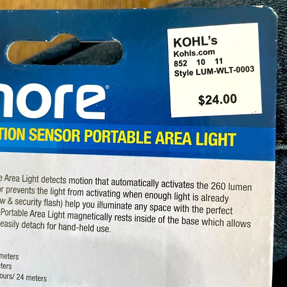 Lumore, 260 Lumen Motion Sensor Portable Area Light - Picture 3 of 3